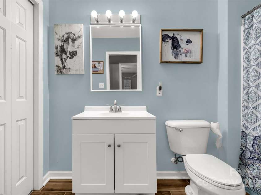 522 Kittiewake Lane, Clover, SC 29710.  MLS# CAR4252093, YatesRealty ID 29904. 