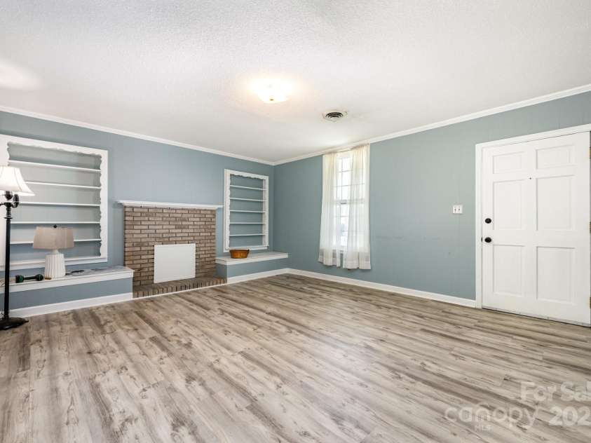 6963 Kershaw Camden Highway, Kershaw, SC 29067.  MLS# CAR4286798, YatesRealty ID 29905. 