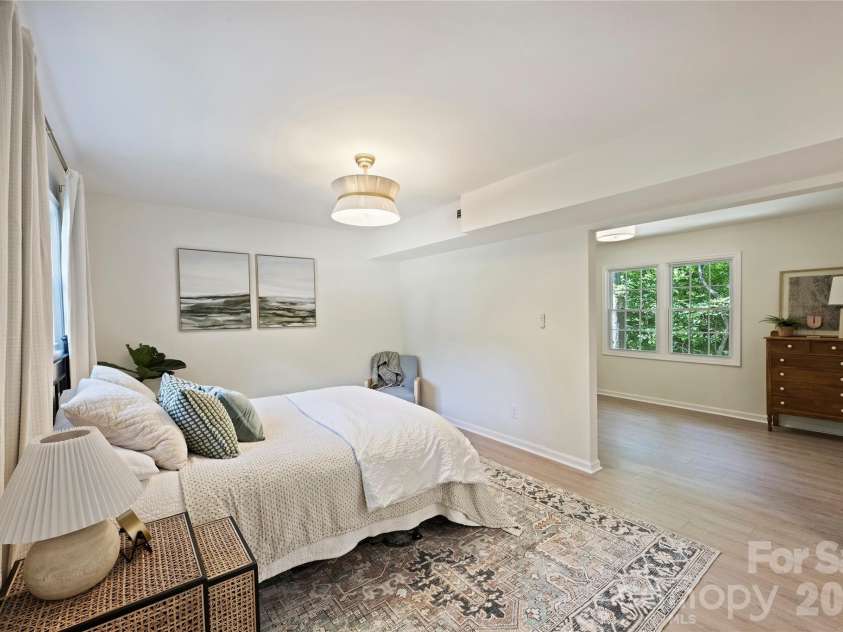 7420 Castlebar Road, Charlotte, NC 28270.  MLS# CAR4382970, YatesRealty ID 29905. Primary Suite