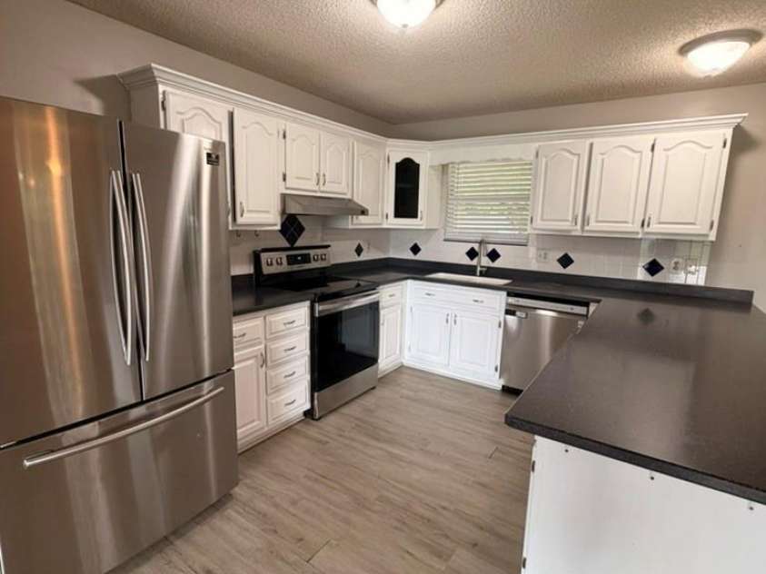 281 Cherrywood Circle, Hayesville, NC 28904.  MLS# CAR4392442, YatesRealty ID 29906. 