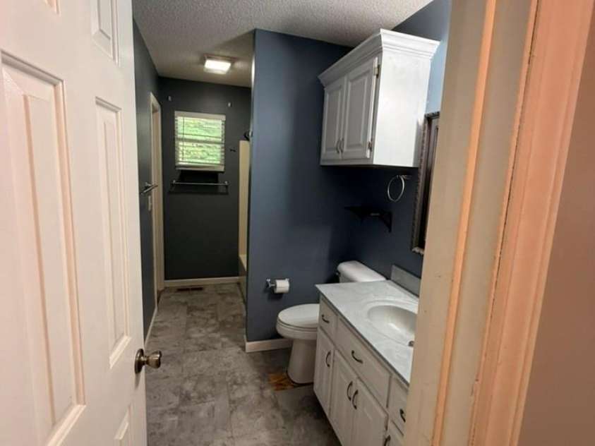 281 Cherrywood Circle, Hayesville, NC 28904.  MLS# CAR4392442, YatesRealty ID 29906. 