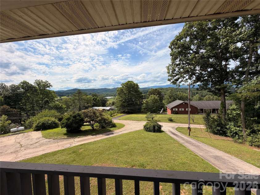 281 Cherrywood Circle, Hayesville, NC 28904.  MLS# CAR4392442, YatesRealty ID 29906. 