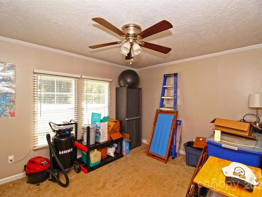 7010 Executive Circle, Denver, NC 28037.  MLS# CAR4288123, YatesRealty ID 29906. 