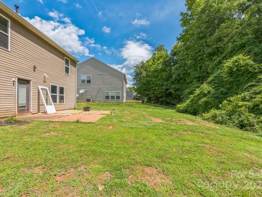 949 Capetown Lane, Clover, SC 29710.  MLS# CAR4280700, YatesRealty ID 29908. 