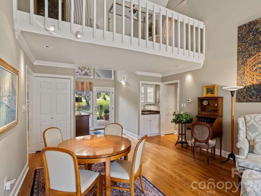 104 Overlook Drive, Flat Rock, NC 28731.  MLS# CAR4354311, YatesRealty ID 2991. 