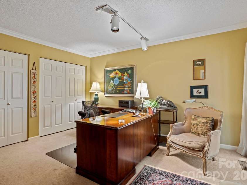 104 Overlook Drive, Flat Rock, NC 28731.  MLS# CAR4354311, YatesRealty ID 2991. 