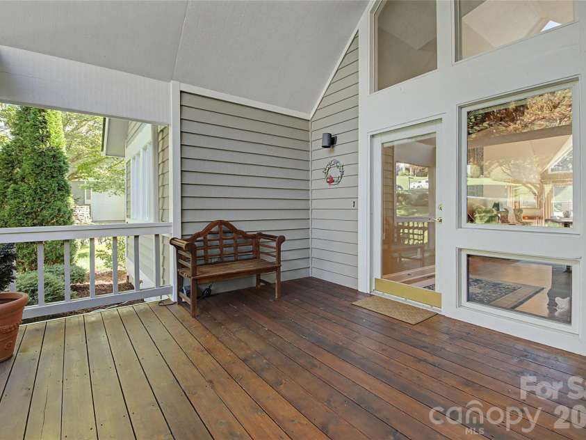 104 Overlook Drive, Flat Rock, NC 28731.  MLS# CAR4418068, YatesRealty ID 2991. Elegant Front Entry