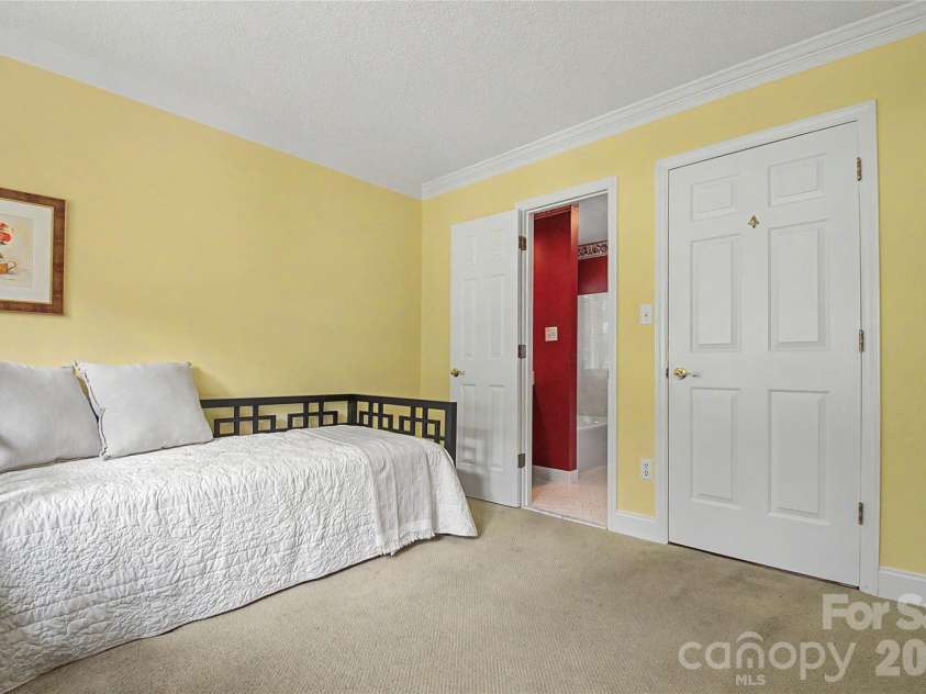 104 Overlook Drive, Flat Rock, NC 28731.  MLS# CAR4418068, YatesRealty ID 2991. Opposing View Bedroom Main