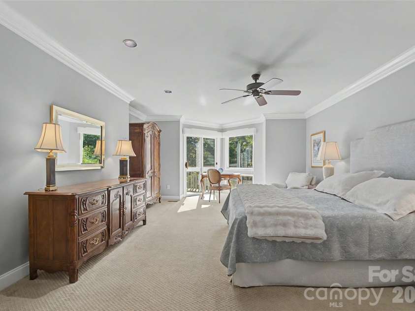 104 Overlook Drive, Flat Rock, NC 28731.  MLS# CAR4418068, YatesRealty ID 2991. Primary Bedroom with Sitting Area