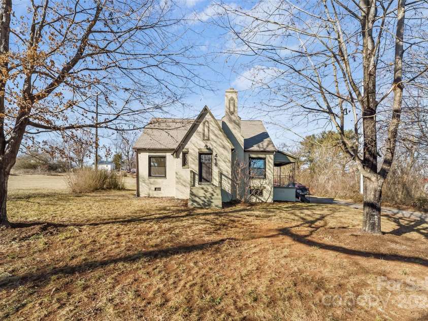 418 Carbon City Road, Morganton, NC 28655.  MLS# CAR4219659, YatesRealty ID 2991. 