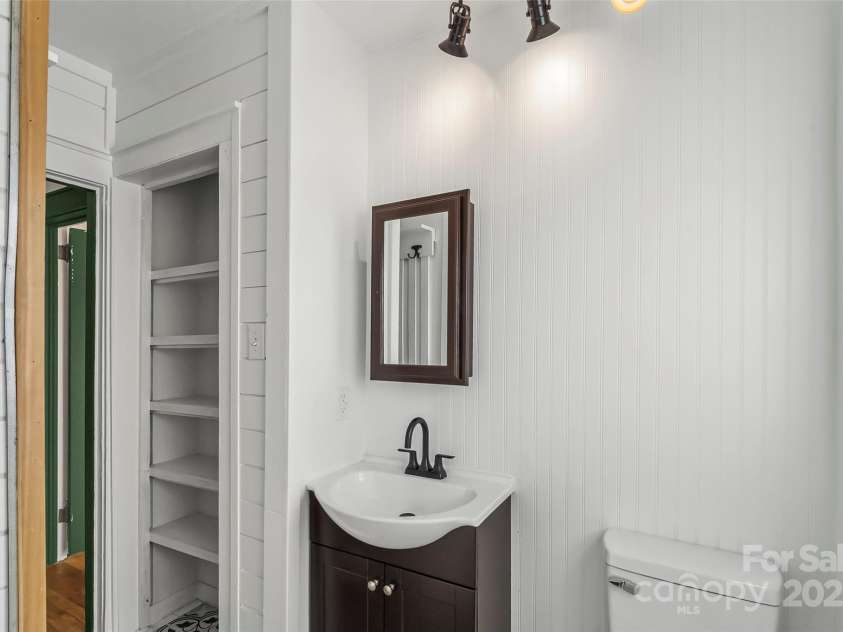 418 Carbon City Road, Morganton, NC 28655.  MLS# CAR4219659, YatesRealty ID 2991. 