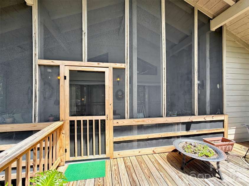 72 Sanctuary Road, Maggie Valley, NC 28751.  MLS# CAR4387632, YatesRealty ID 29910. 