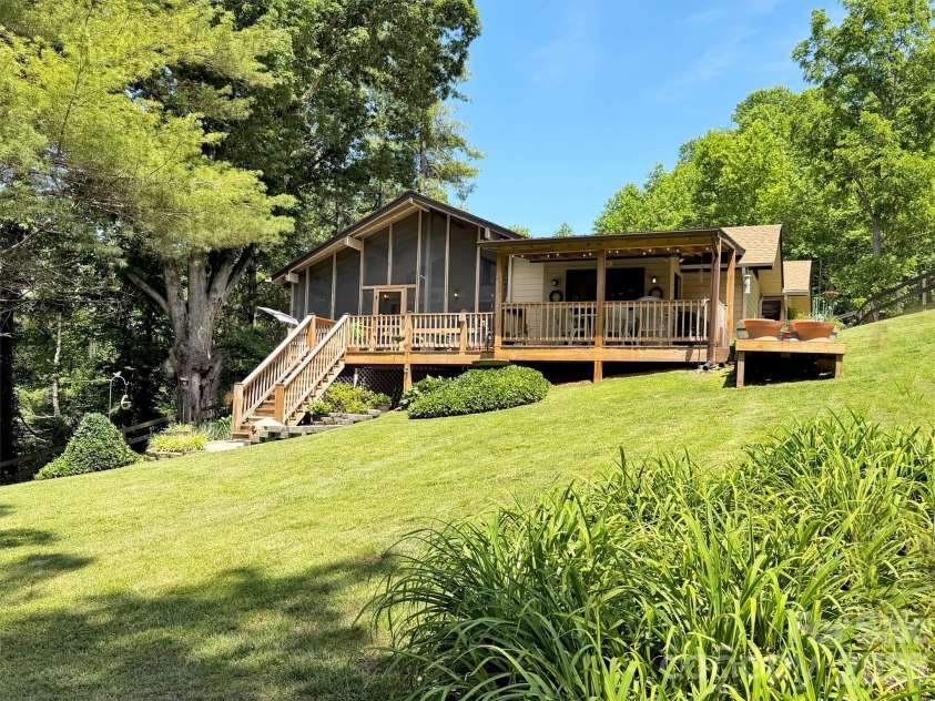 72 Sanctuary Road, Maggie Valley, NC 28751.  MLS# CAR4387632, YatesRealty ID 29910. 