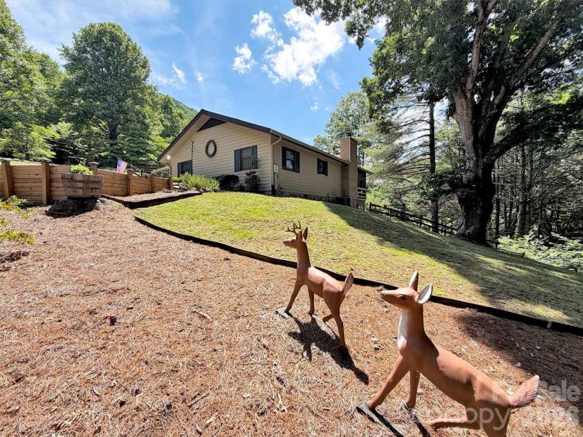 72 Sanctuary Road, Maggie Valley, NC 28751.  MLS# CAR4387632, YatesRealty ID 29910. 