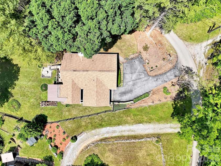 72 Sanctuary Road, Maggie Valley, NC 28751.  MLS# CAR4387632, YatesRealty ID 29910. 