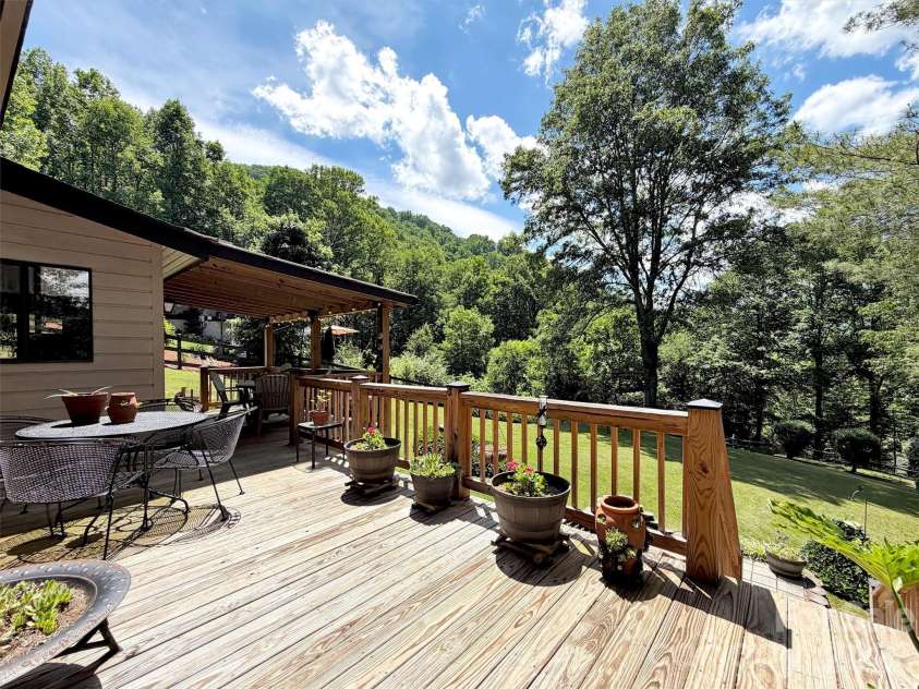 72 Sanctuary Road, Maggie Valley, NC 28751.  MLS# CAR4387632, YatesRealty ID 29910. SO RELAXING AND SERENE