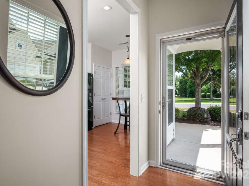 9009 Smokey Hill Lane, Fort Mill, SC 29707.  MLS# CAR4282870, YatesRealty ID 29910. 