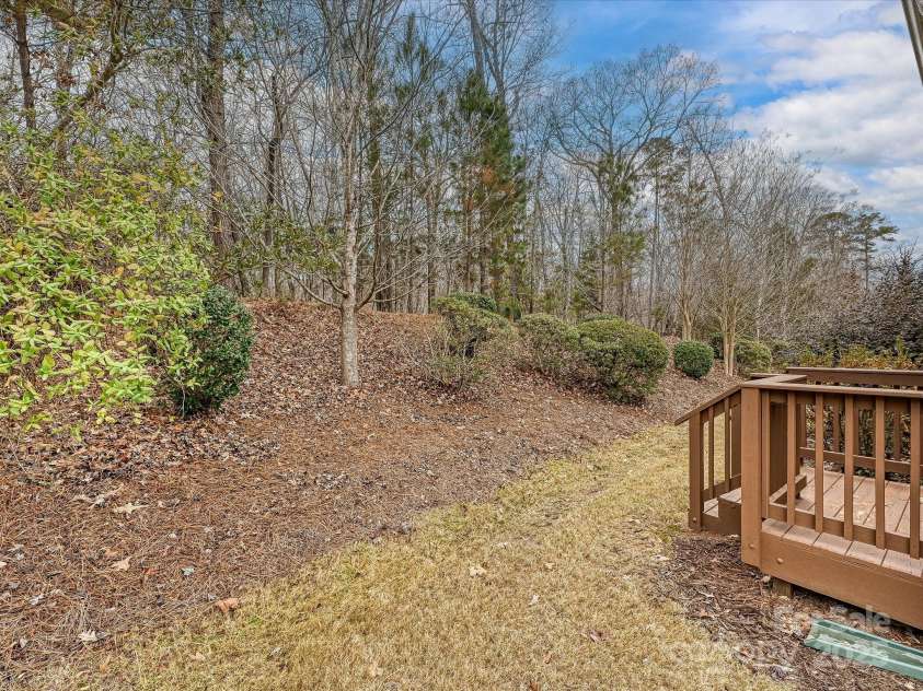 9009 Smokey Hill Lane, Fort Mill, SC 29707.  MLS# CAR4327172, YatesRealty ID 29910. 