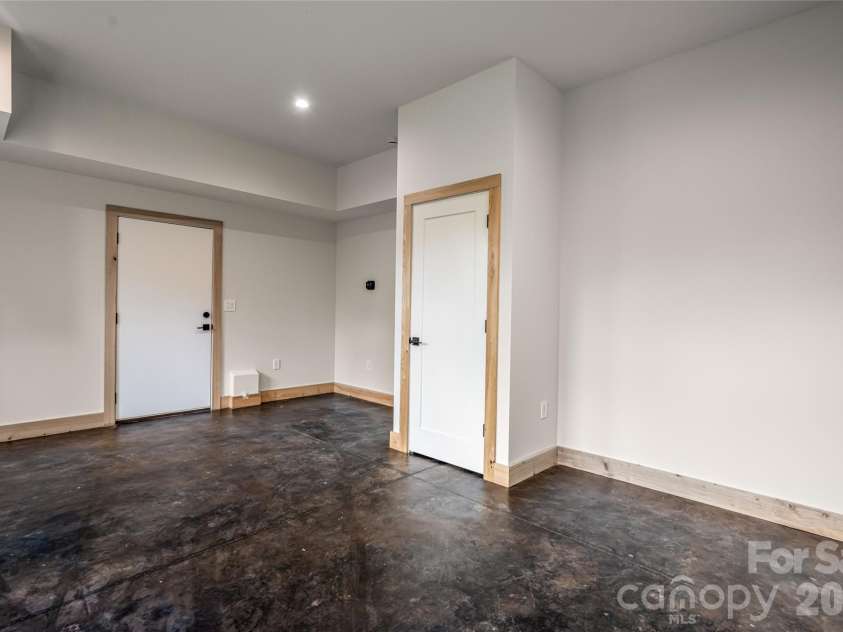 19 Ginger Spice Trail, Weaverville, NC 28787.  MLS# CAR4369693, YatesRealty ID 29911. 