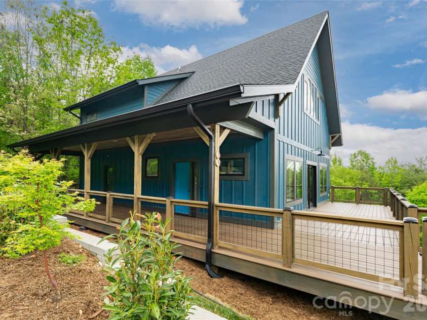 19 Ginger Spice Trail, Weaverville, NC 28787.  MLS# CAR4369693, YatesRealty ID 29911. 