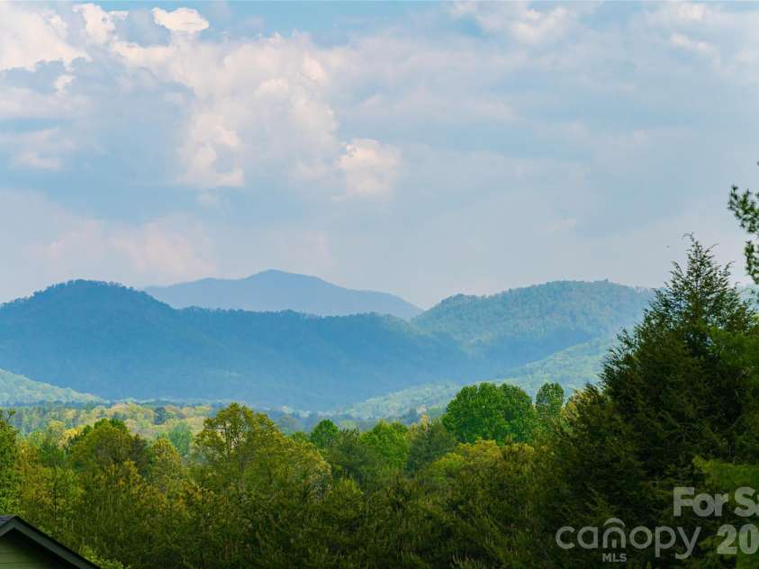 19 Ginger Spice Trail, Weaverville, NC 28787.  MLS# CAR4369693, YatesRealty ID 29911. 