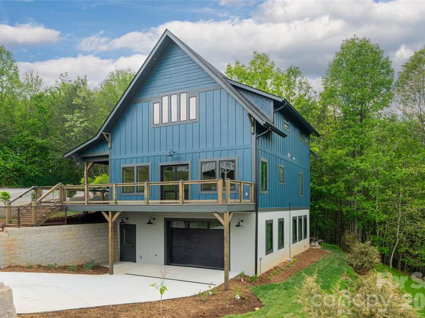 19 Ginger Spice Trail, Weaverville, NC 28787.  MLS# CAR4369693, YatesRealty ID 29911. 