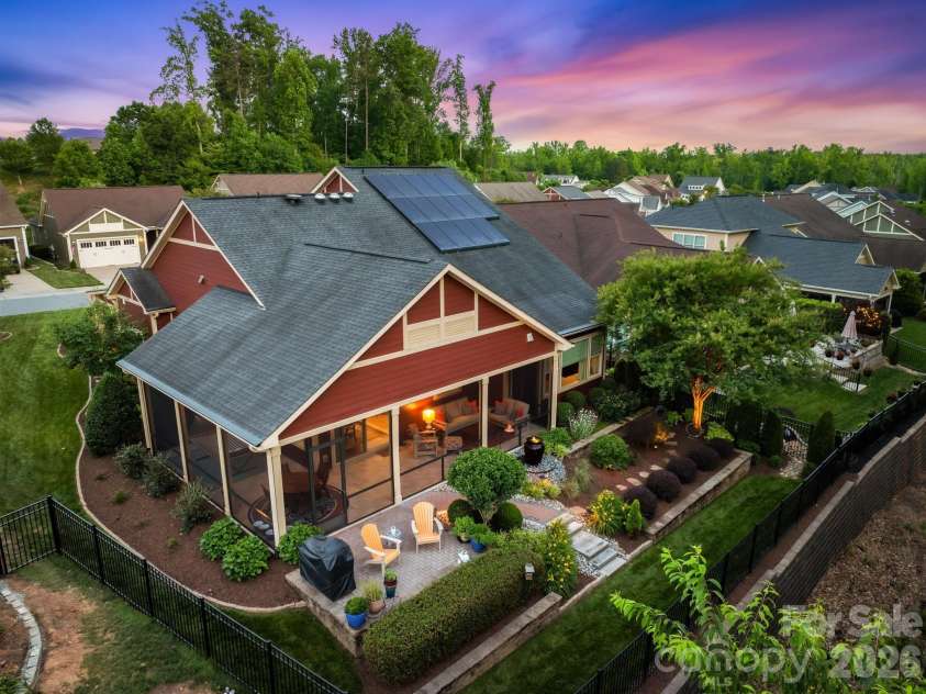 124 Chimney Rock Court, Denver, NC 28037.  MLS# CAR4386124, YatesRealty ID 29913. 