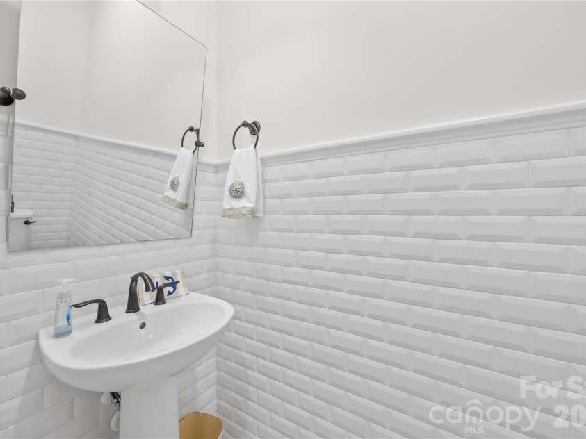124 Chimney Rock Court, Denver, NC 28037.  MLS# CAR4386124, YatesRealty ID 29913. 
