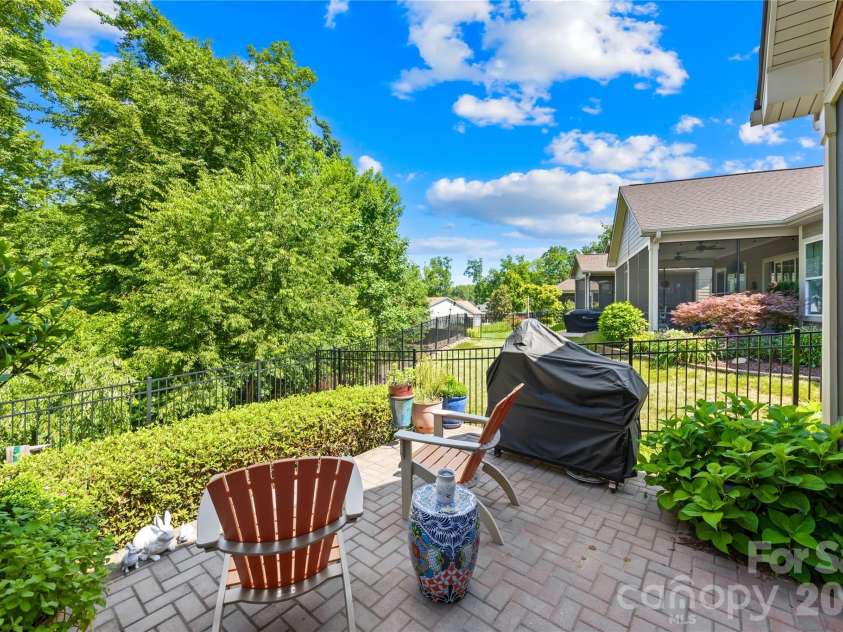 124 Chimney Rock Court, Denver, NC 28037.  MLS# CAR4386124, YatesRealty ID 29913. 
