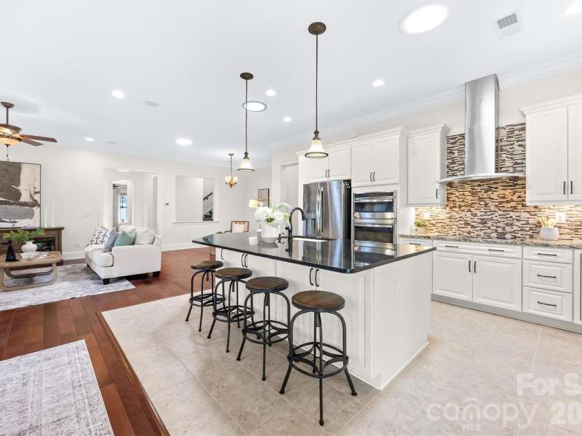 124 Chimney Rock Court, Denver, NC 28037.  MLS# CAR4386124, YatesRealty ID 29913. 