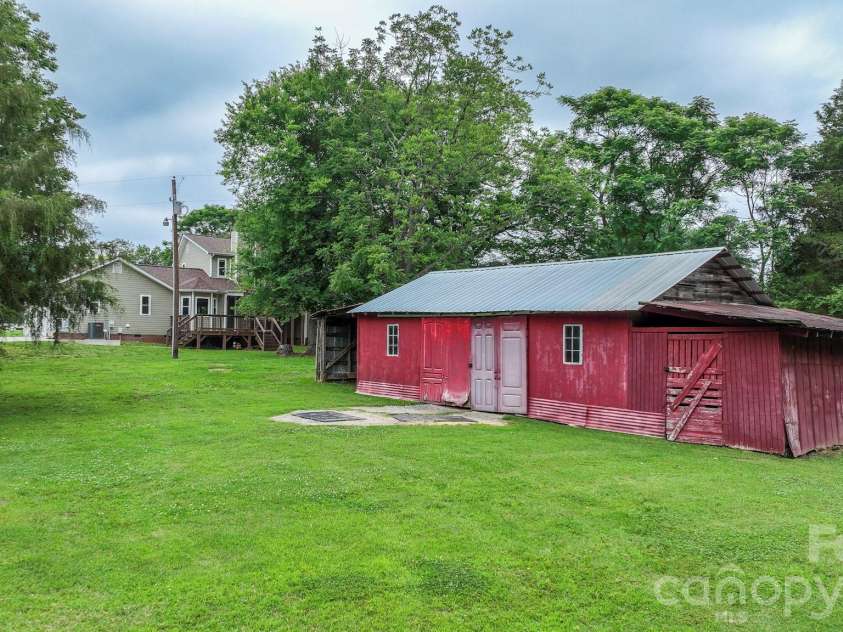 9612 Mill Grove Road, Indian Trail, NC 28079.  MLS# CAR4388469, YatesRealty ID 29914. 