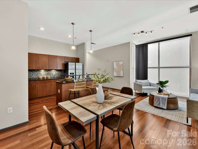 285 McDonald Avenue, Charlotte, NC 28203.  MLS# CAR4392788, YatesRealty ID 29915. Dining area
