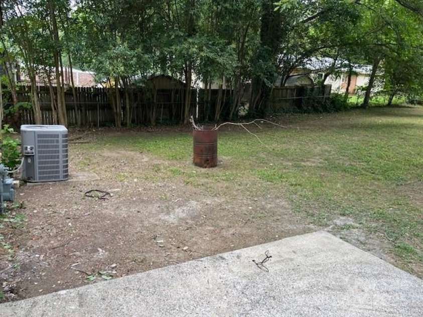 910 Overhill Street, Gastonia, NC 28052.  MLS# CAR4283434, YatesRealty ID 29915. 