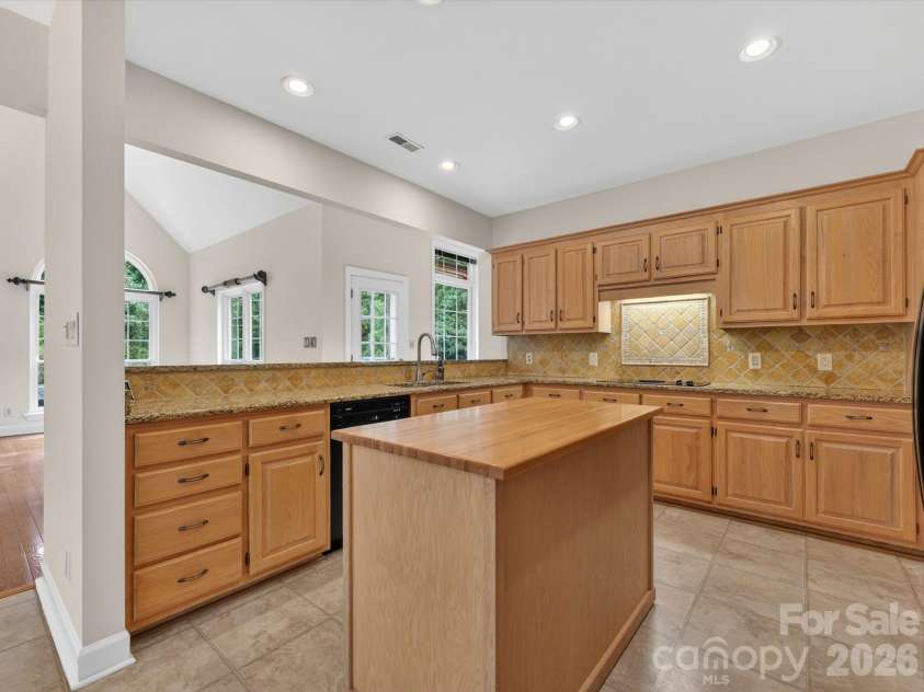 1318 Fawn Ridge Road, Concord, NC 28027.  MLS# CAR4392755, YatesRealty ID 29916. 