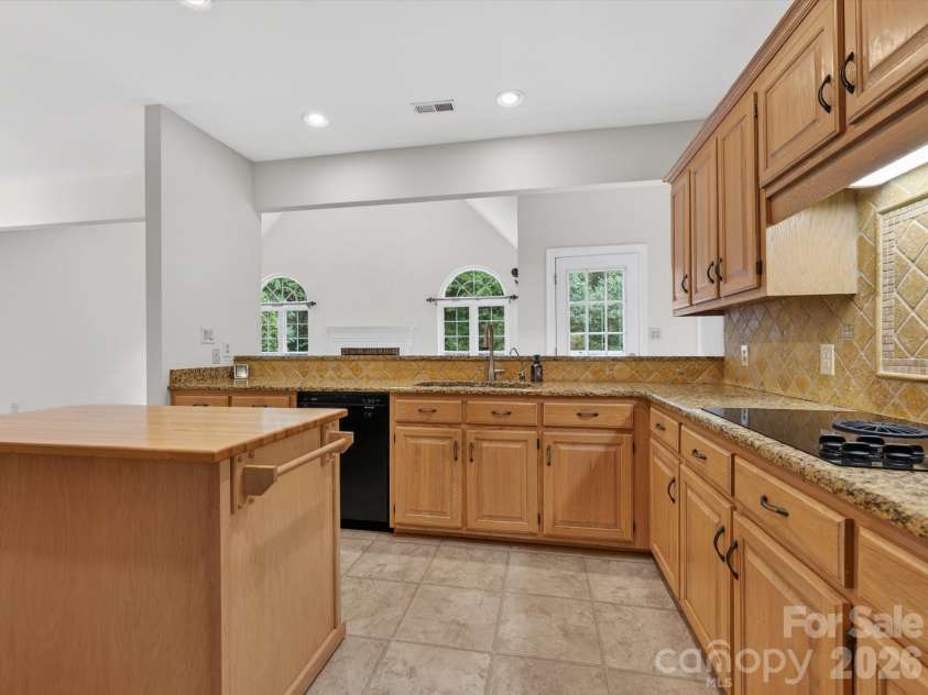 1318 Fawn Ridge Road, Concord, NC 28027.  MLS# CAR4392755, YatesRealty ID 29916. 