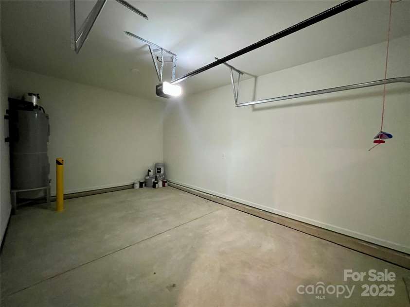 907 Georgia Avenue, Bessemer City, NC 28016.  MLS# CAR4275001, YatesRealty ID 29916. 