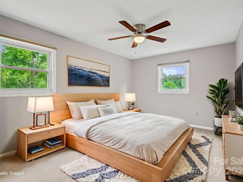 19 Fairhaven Court, Asheville, NC 28803.  MLS# CAR4279860, YatesRealty ID 29917. Virtually Staged