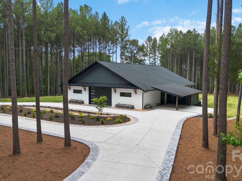 9669 Foil Road, Mount Pleasant, NC 28124.  MLS# CAR4389415, YatesRealty ID 29917. 