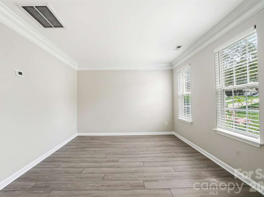 5012 Eagle Creek Drive, Charlotte, NC 28269.  MLS# CAR4390441, YatesRealty ID 29919. 