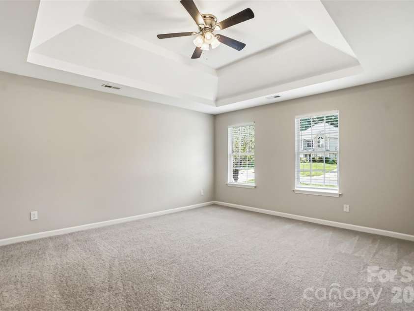 5012 Eagle Creek Drive, Charlotte, NC 28269.  MLS# CAR4390441, YatesRealty ID 29919. 