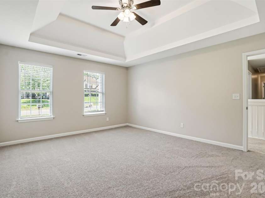 5012 Eagle Creek Drive, Charlotte, NC 28269.  MLS# CAR4390441, YatesRealty ID 29919. 