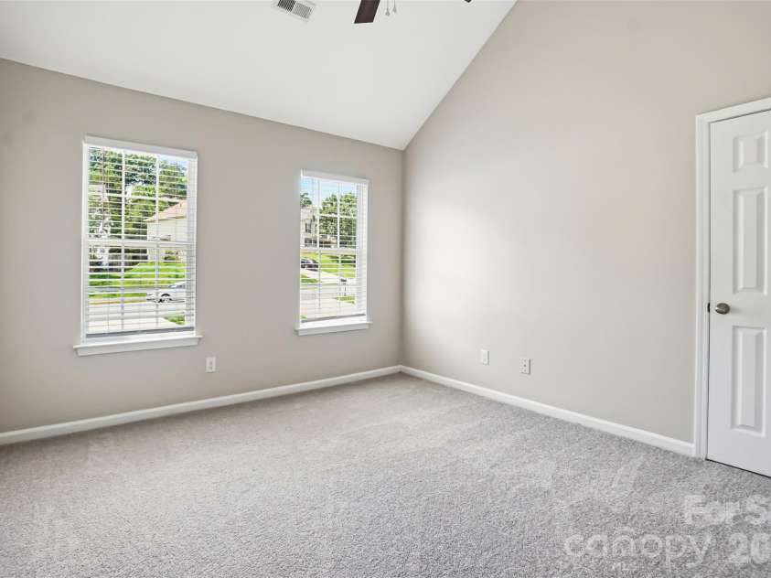 5012 Eagle Creek Drive, Charlotte, NC 28269.  MLS# CAR4390441, YatesRealty ID 29919. 