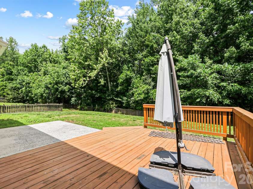 5012 Eagle Creek Drive, Charlotte, NC 28269.  MLS# CAR4390441, YatesRealty ID 29919. 