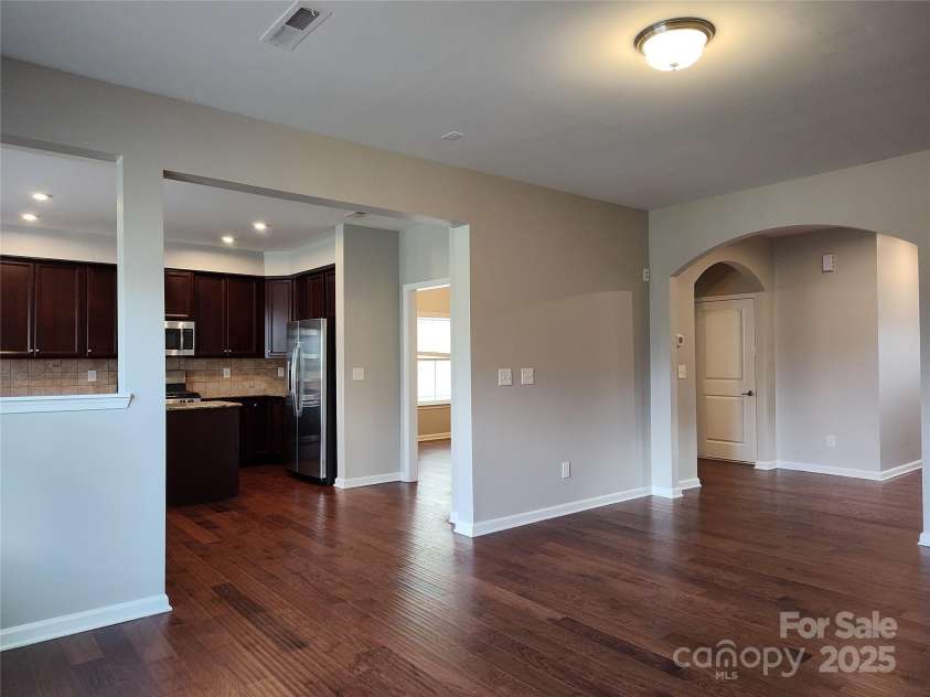 4122 Audubon Park Drive, Charlotte, NC 28217.  MLS# CAR4326532, YatesRealty ID 2992. 