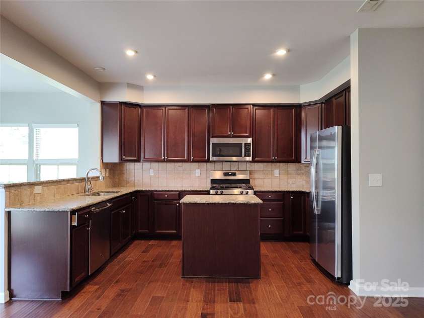 4122 Audubon Park Drive, Charlotte, NC 28217.  MLS# CAR4326532, YatesRealty ID 2992. 