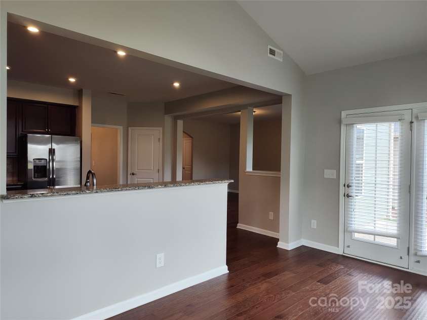 4122 Audubon Park Drive, Charlotte, NC 28217.  MLS# CAR4326532, YatesRealty ID 2992. 