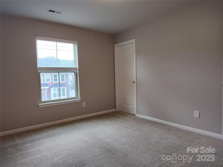 4122 Audubon Park Drive, Charlotte, NC 28217.  MLS# CAR4326532, YatesRealty ID 2992. 