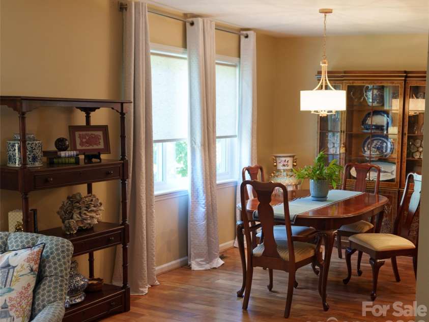 20 Mallard Court, Brevard, NC 28712.  MLS# CAR4390338, YatesRealty ID 29920. 