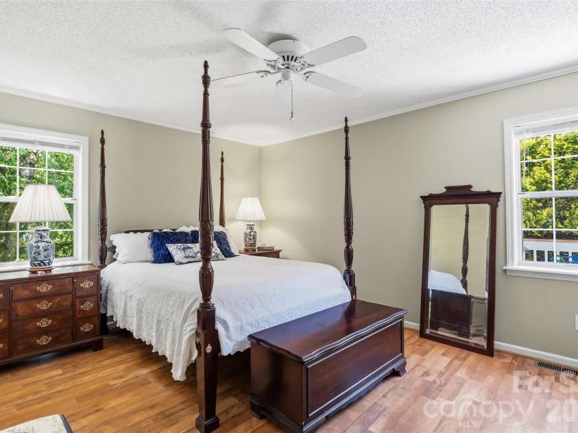 20 Mallard Court, Brevard, NC 28712.  MLS# CAR4390338, YatesRealty ID 29920. 
