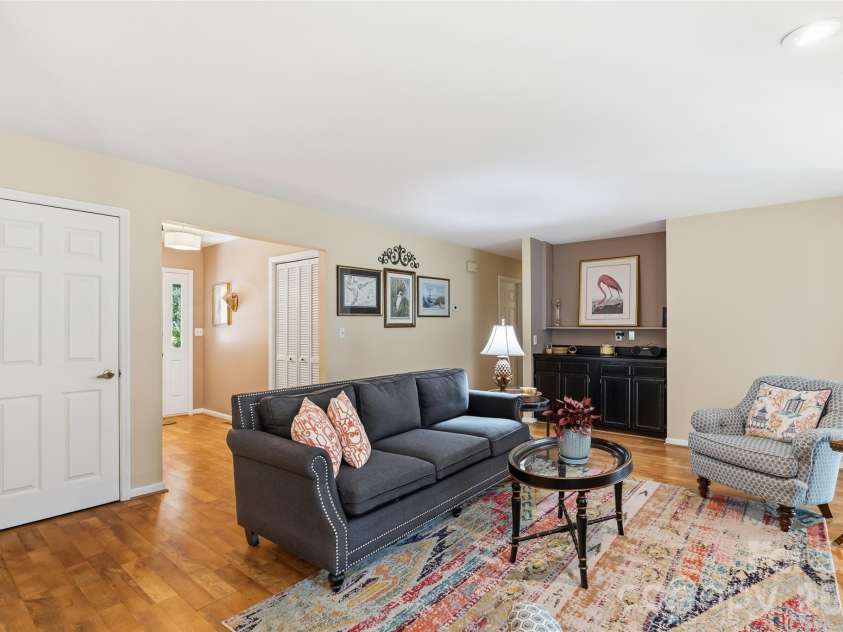 20 Mallard Court, Brevard, NC 28712.  MLS# CAR4419933, YatesRealty ID 29920. 